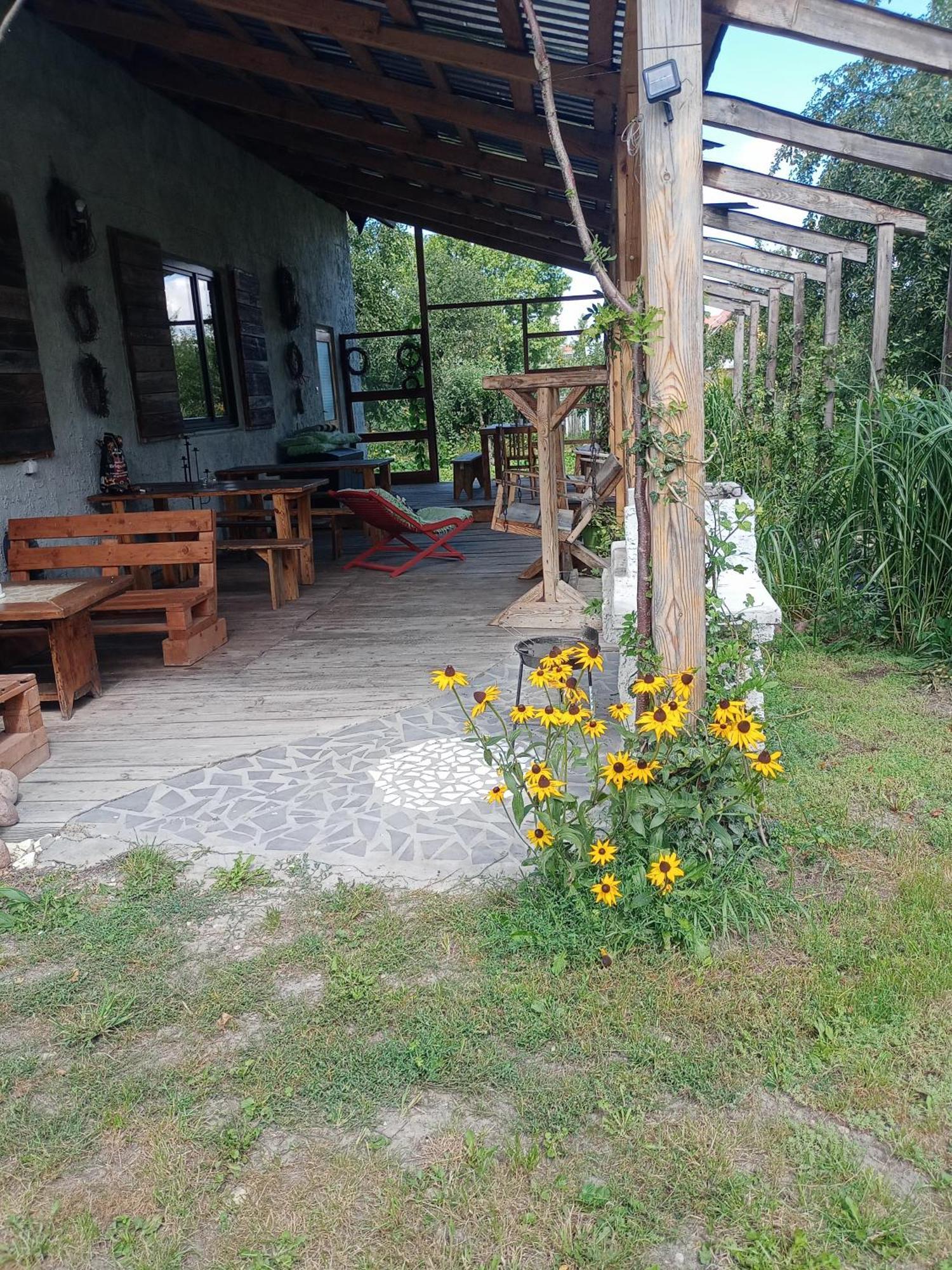 Agroturystyka "Pod Bluszczem" Krasnobrod Exterior photo